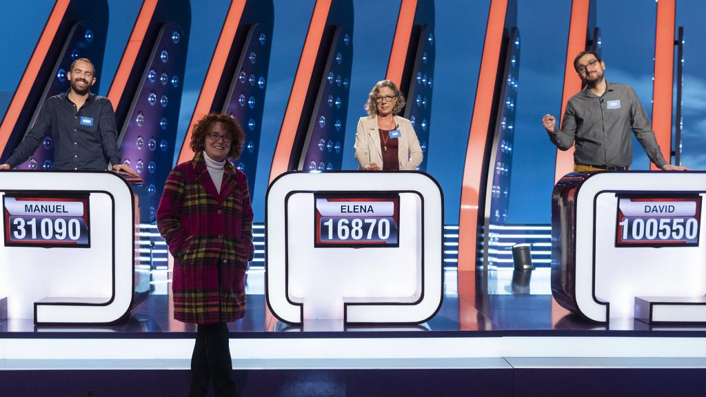 Marisa Pérez, junto a los 'magníficos' David Díaz, Elena Gallego y Manuel González.