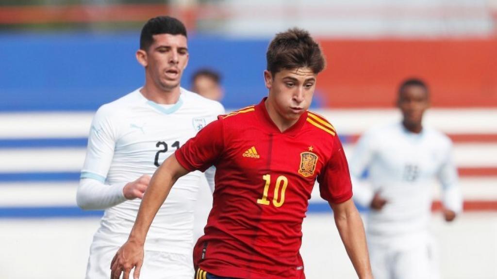 Pablo Torre, con la selección española de fútbol.