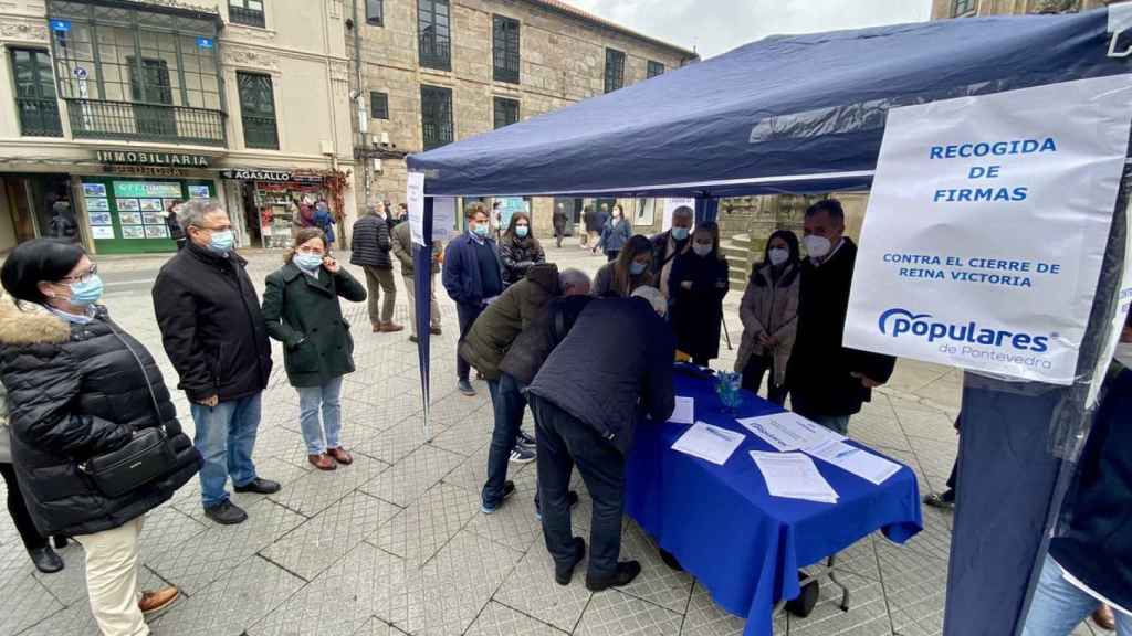 Recogida de firmas en Pontevedra