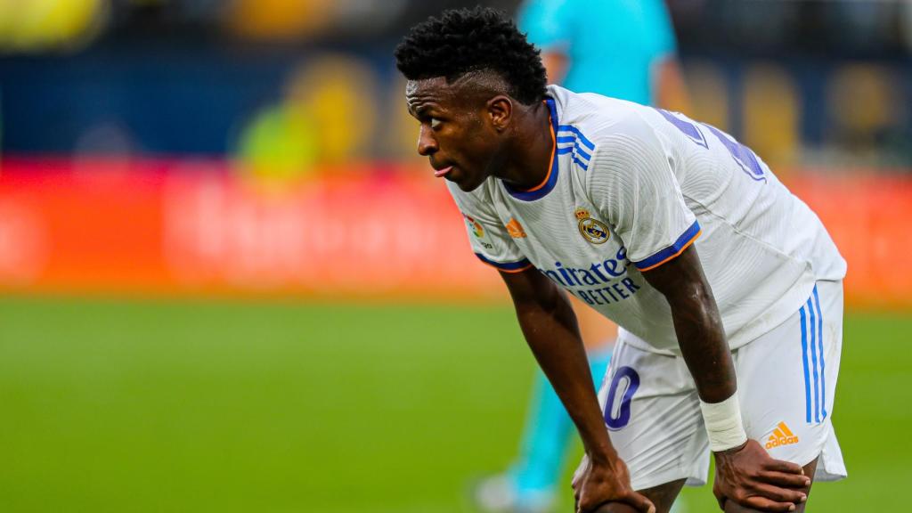 Vinicius coge aire en el partido contra el Villarreal
