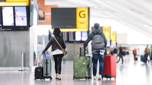 Interior del aeropuerto de Heathrow.