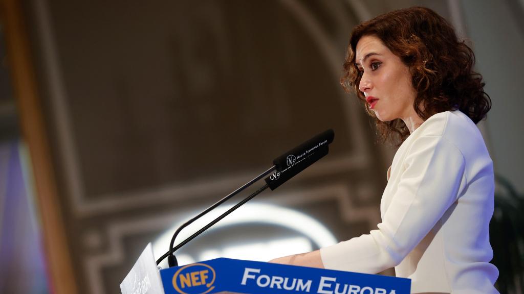Isabel Díaz Ayuso, presidenta de la Comunidad de Madrid, en un desayuno informativo.