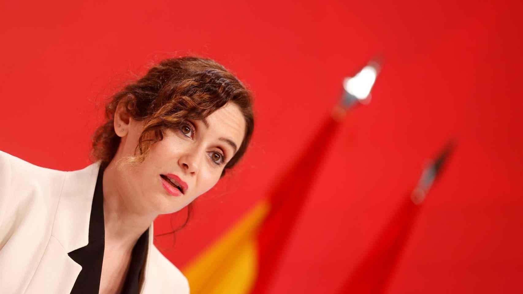 La presidenta de la Comunidad de Madrid, Isabel Díaz Ayuso, durante una comparecencia pública.
