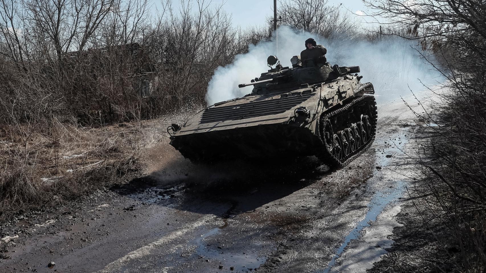 Soldados del ejército ucraniano participan en unas maniobras.