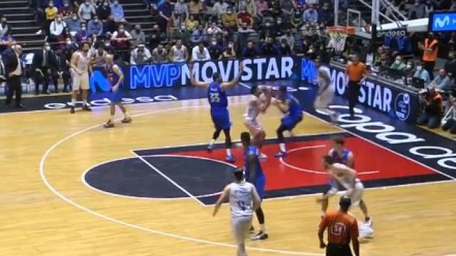 Deck, penetrando a canasta en la polémica jugada con Mirotic