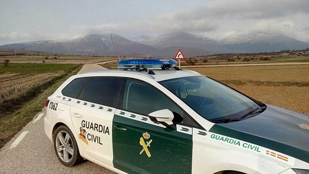 Un vehículo de la Guardia Civil