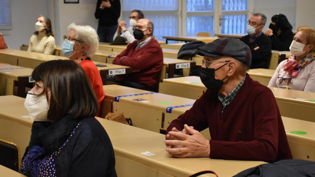 Entrega de diplomas en UNED Sénior Zamora