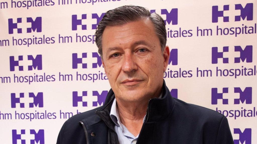 Doctor Mena del Río , reconocido como el mejor cirujano general y digestivo de España