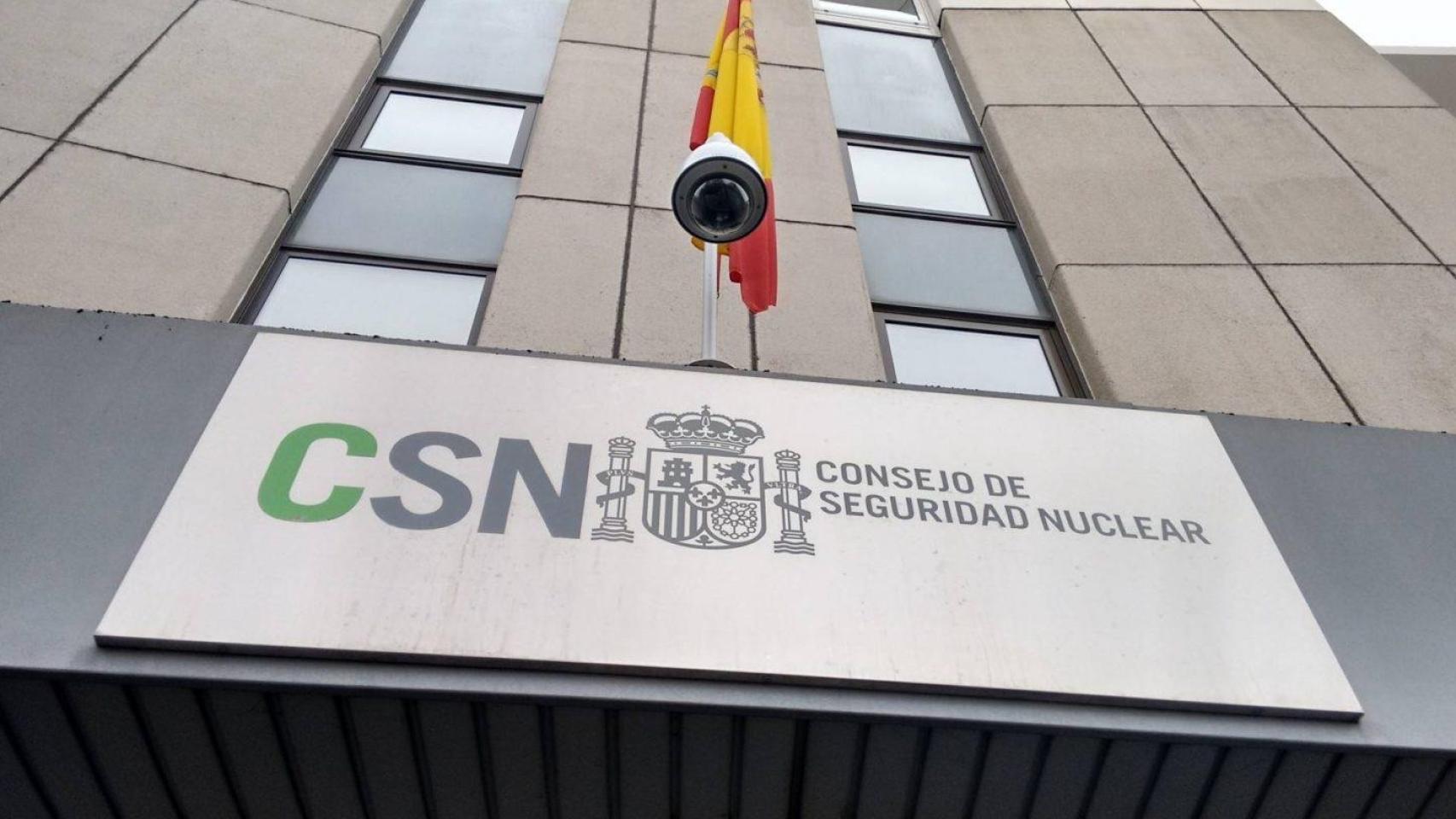 Estalla el polvorín en el CSN, Fachada de la sede del Consejo de Seguridad Nuclear (CSN).