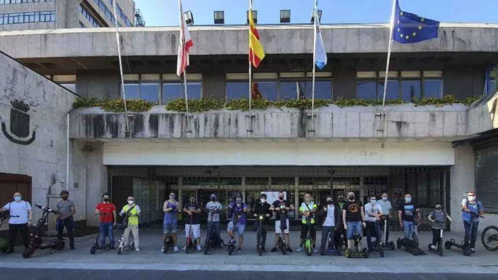 Ponen en marcha una campaña informativa sobre la ordenanza que regula los VMP en Vigo