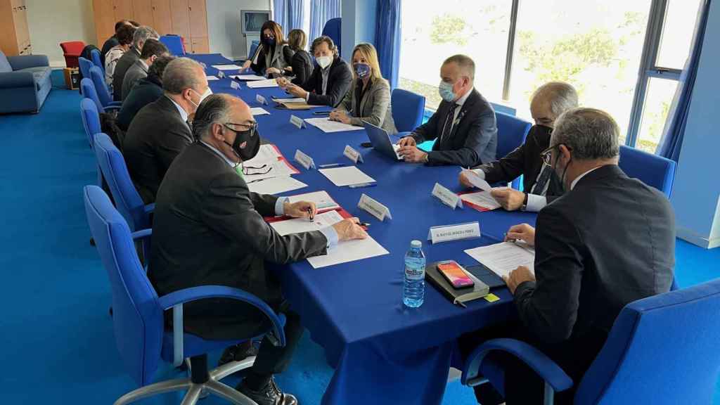 Reunión del patronato esta mañana.