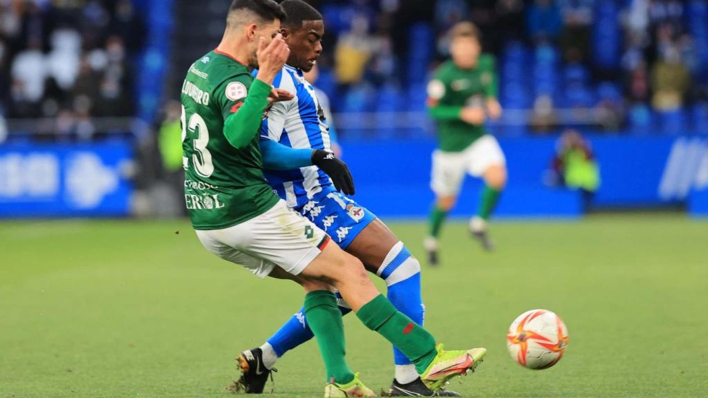 Partido entre el Deportivo y el Racing de Ferrol.