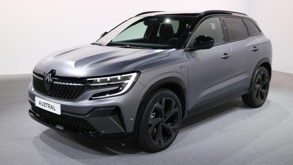 El Renault Austral comienza a venderse en el otoño de 2022.
