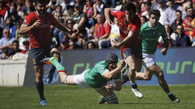 Manuel Marie Ordas avanza con el balón en un partido de clasificación para el pasado Mundial.