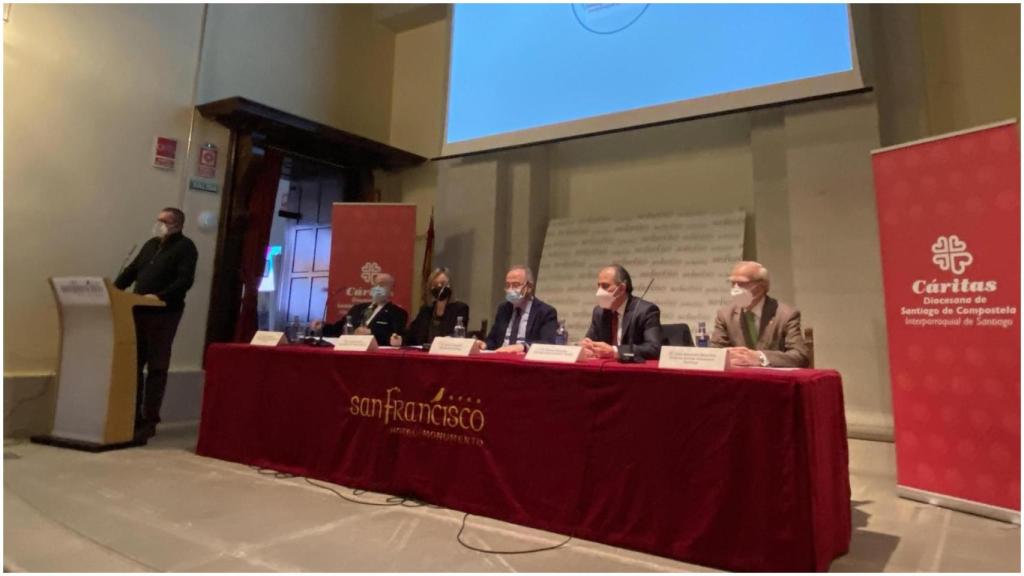 El acto de balance de actividad de Cáritas Santiago.