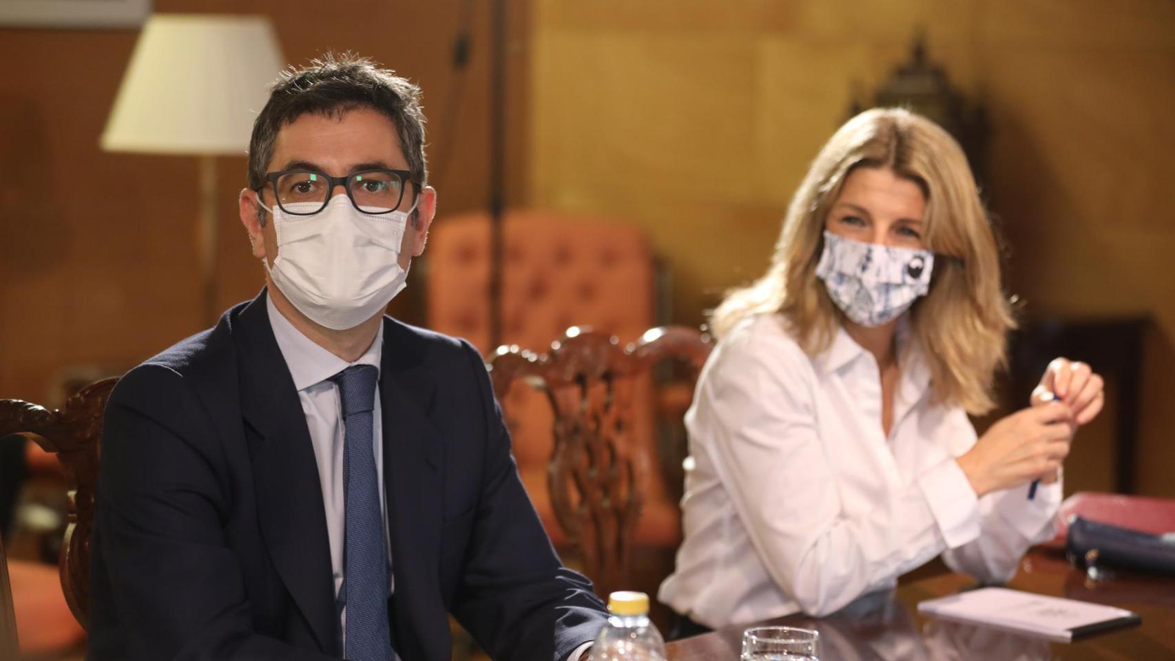 Félix Bolaños y Yolanda Díaz, reunidos con los grupos parlamentarios para el Plan de Respuesta a la guerra.