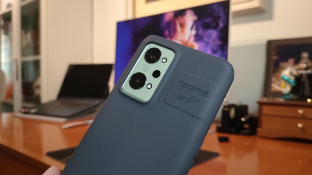Realme GT 2