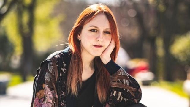 Elisabeth Karin, autora de 'Comiendo con miedo' y superviviente de TCA.