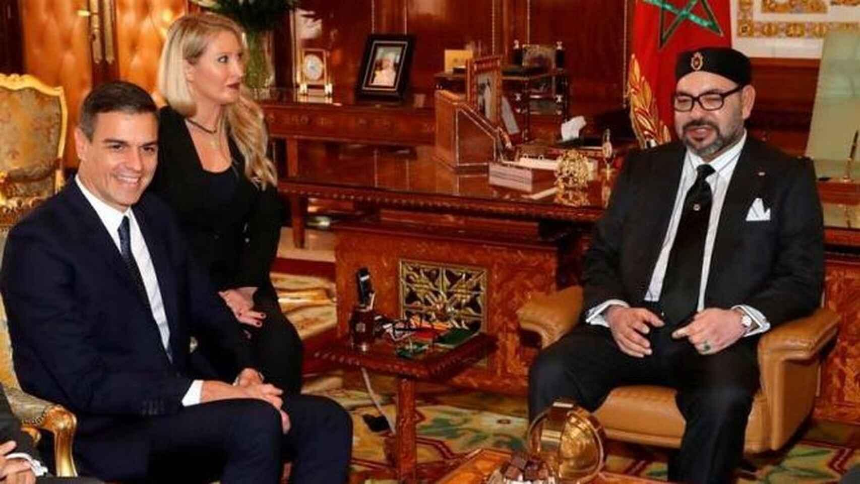 Pedro Sánchez, recibido en audiencia por el rey Mohamed VI en Rabat, en una imagen de archivo.