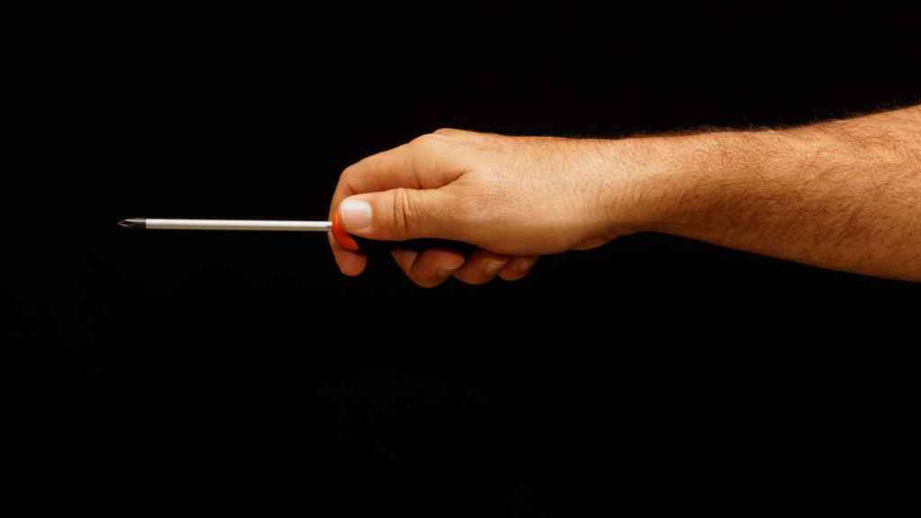 Un detenido en Mos (Pontevedra) por pinchar las ruedas de dos furgonetas