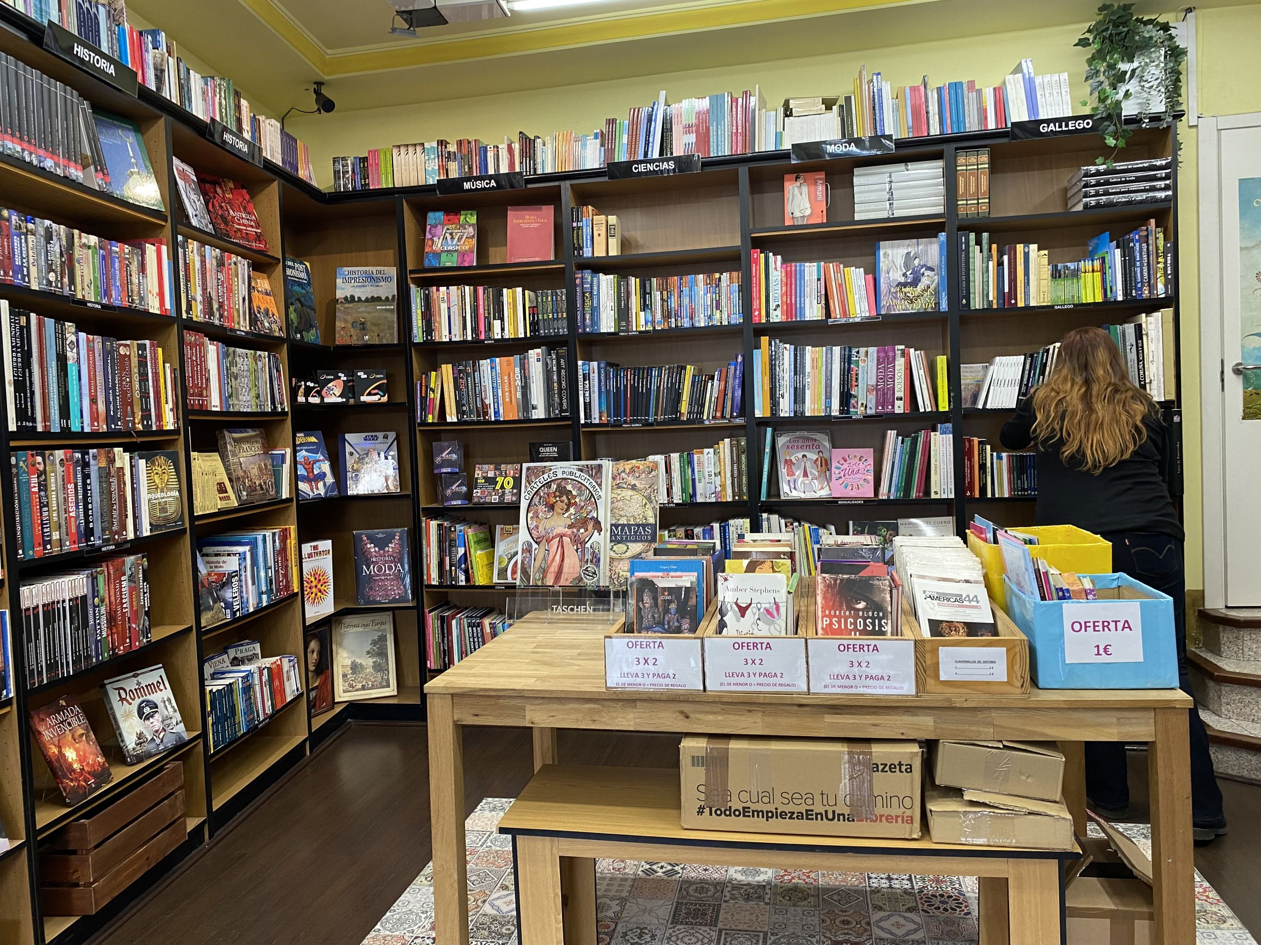 Librería Cao. Foto: Treintayseis