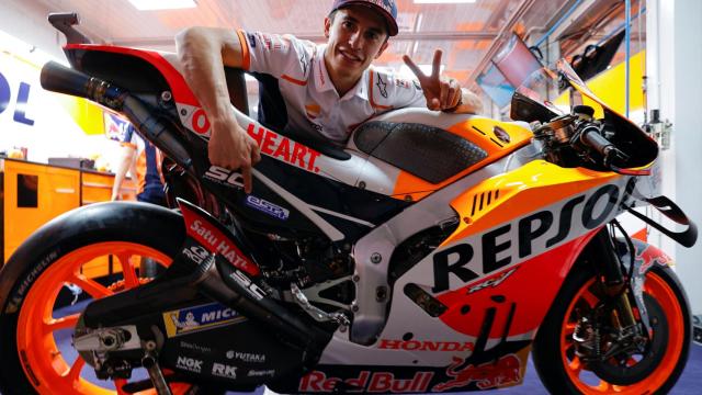Marc Márquez, con su moto Repsol Honda