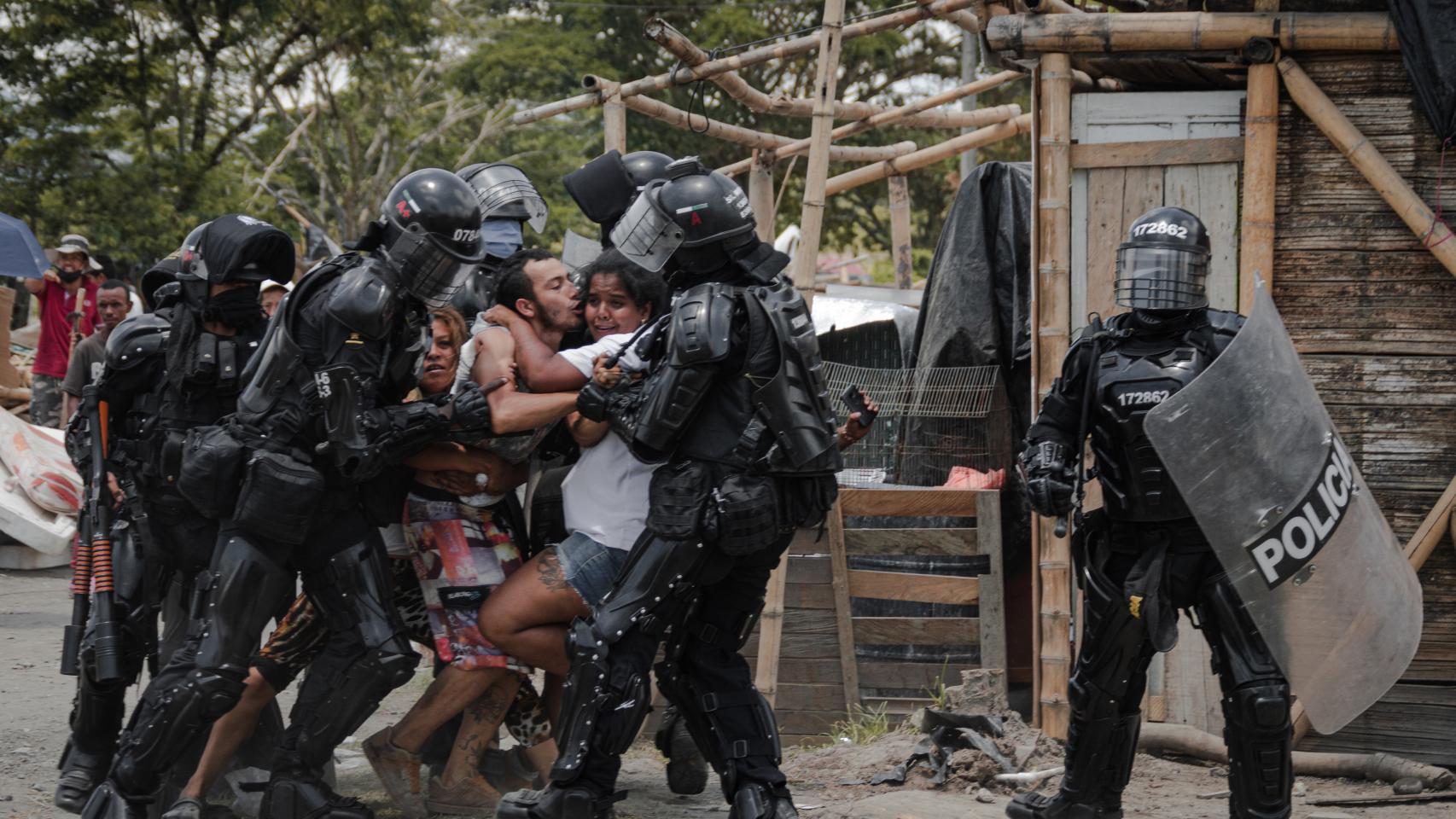 097_South America_Single_Vladimir Encina.jpg