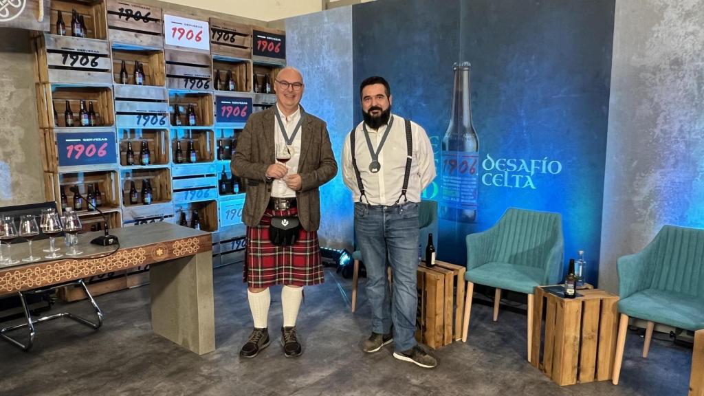 Luis Alberto Martín, cervecero casero de Madrid, ganador del reto de versionar la 1906 Galician Irish Red Ale.