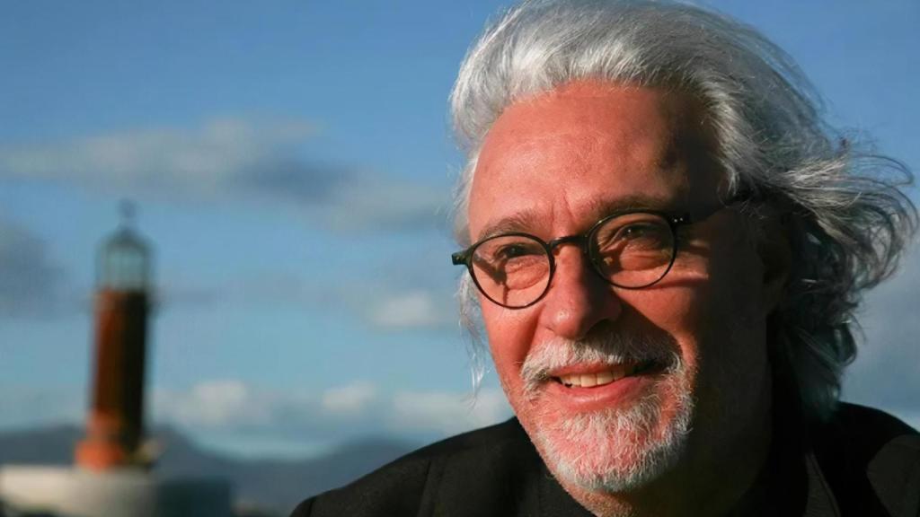 El escritor escritor de literatura infantil Antonio García Teijeiro