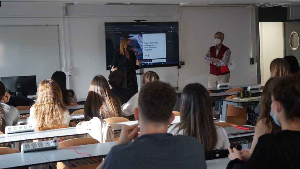 Alumnos de la escuela de Enfermería de Povisa