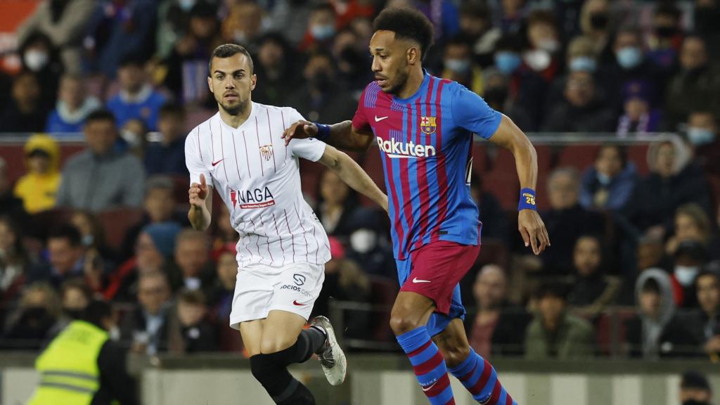 Aubameyang durante el Barça - Sevilla