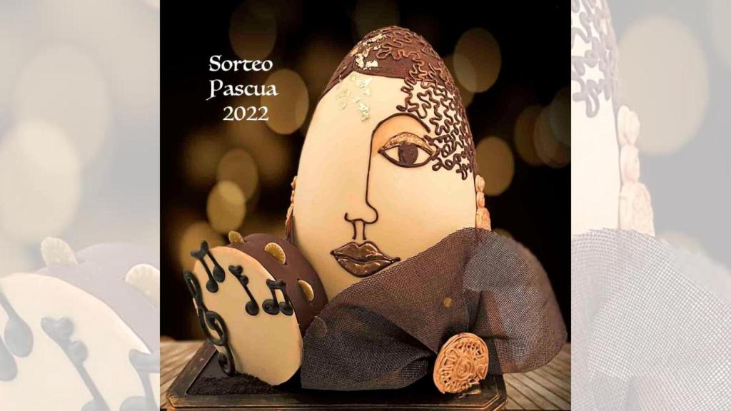 El huevo de Pascua de Tanxugueiras que sortea la Confitería Chaná de A Coruña.