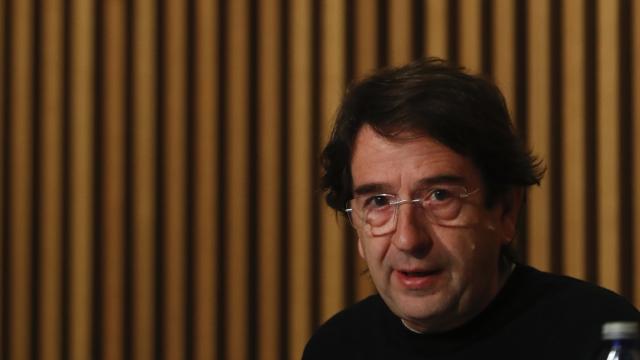 Ignasi Aballí representa a España en la Bienal de Venecia. Foto: EFE/ Javier Lizón