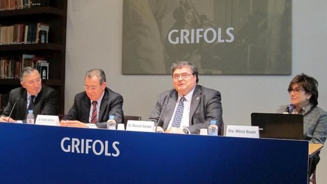 Victor Grifols Roura, Manuel Sarasa y la doctora Mercè Boada.