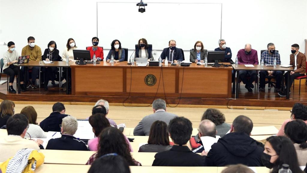 Constitución del Claustro de la USC.