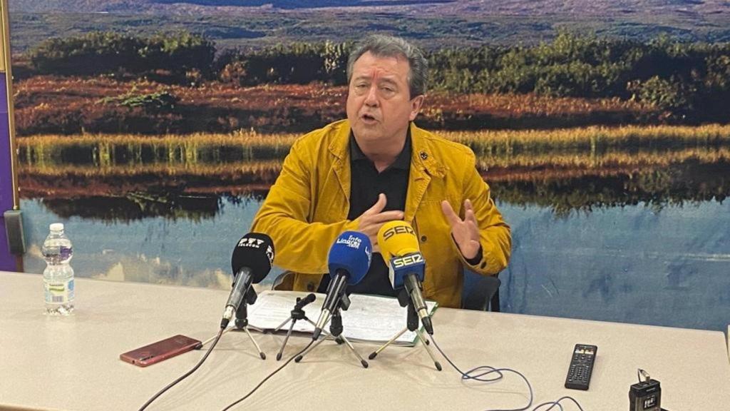 El exalcalde socialista de Linares Juan Fernández.