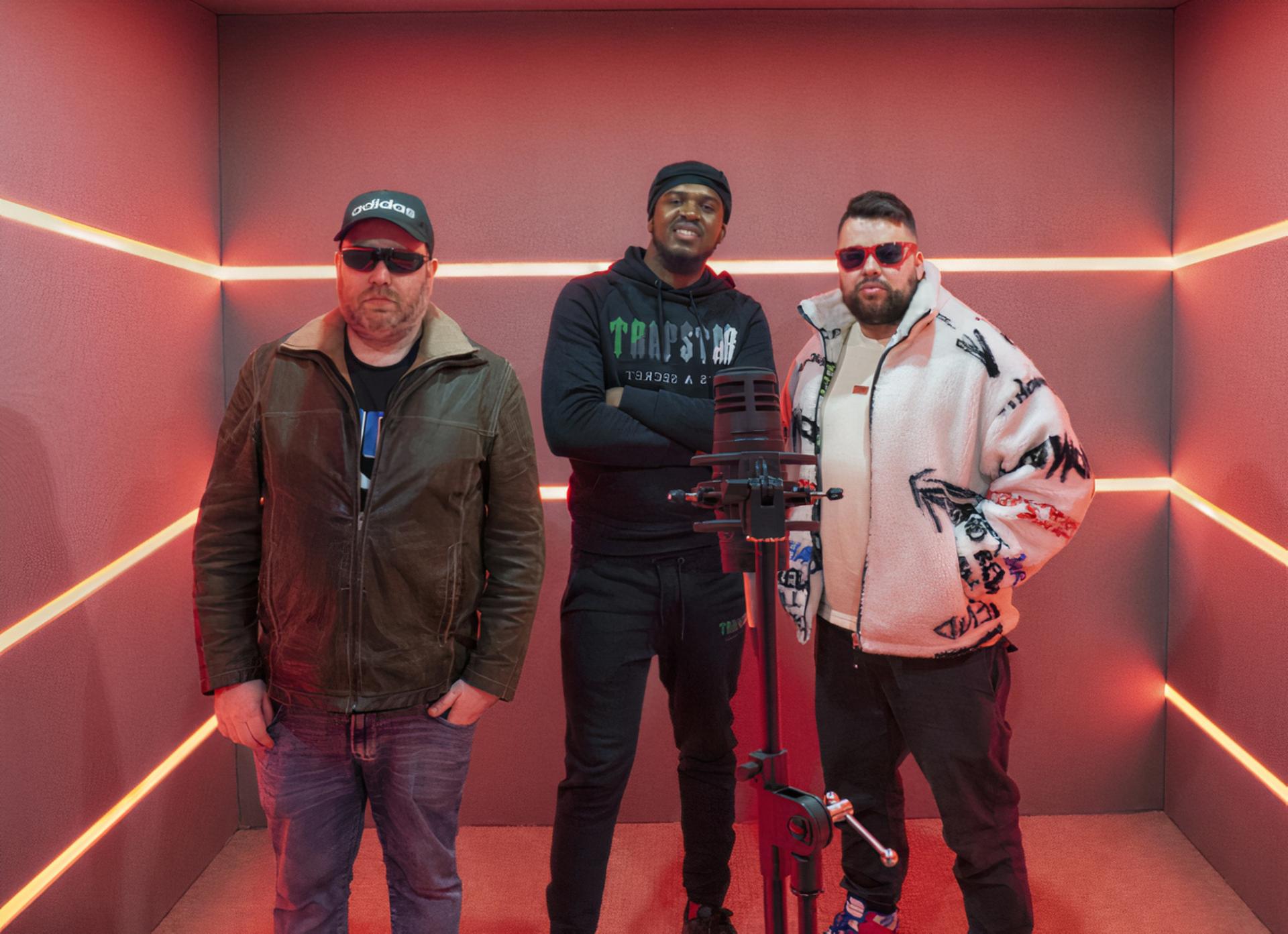 Dj Chirrix y Catore (Latin Drill) con Joey Clipstar, presentador de Hardest Bars