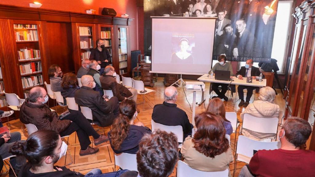 Presentación de ‘María Casares. Vivencias de infancia e xuventude, 1922-1936’.