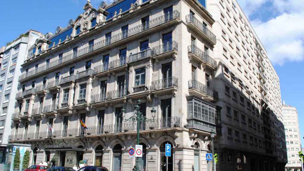 Fachada del Hotel NH de Vigo.