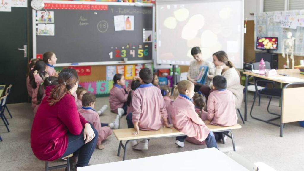 Imagen de archivo de una clase en un colegio