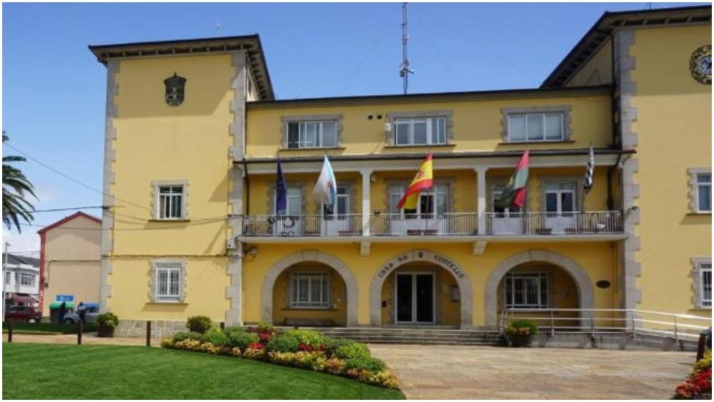 Fachada del edificio consistorial de la localidad