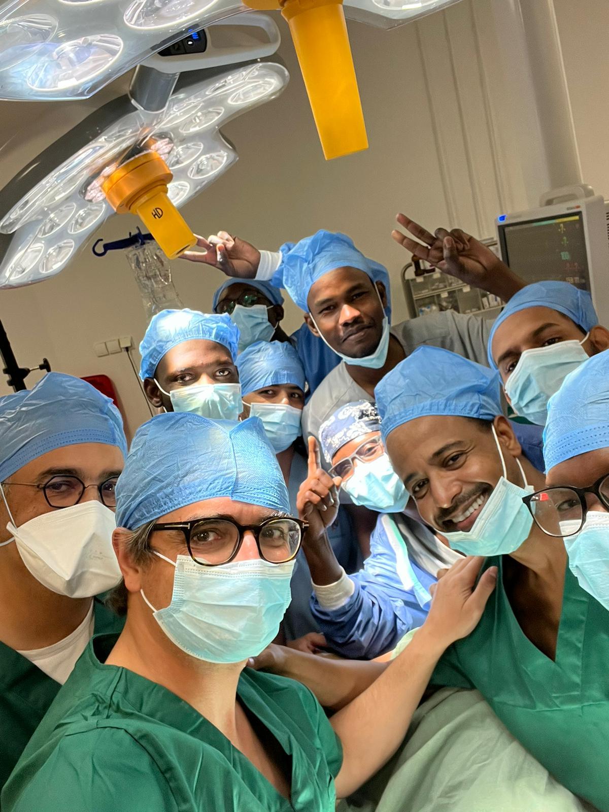 Diego González Rivas tras una de sus operaciones en África (Cedida)