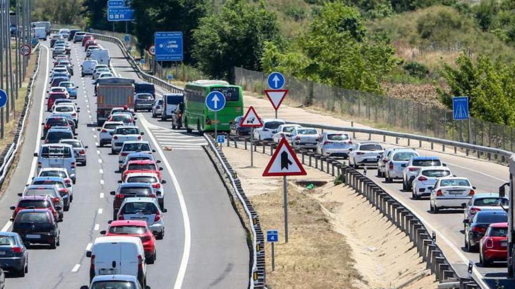 Tráfico en una carretera.