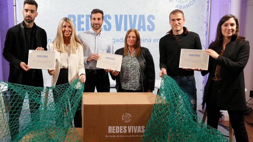 Los futbolistas Brais Méndez, Edu Campabadal y Álex Bergantiños.