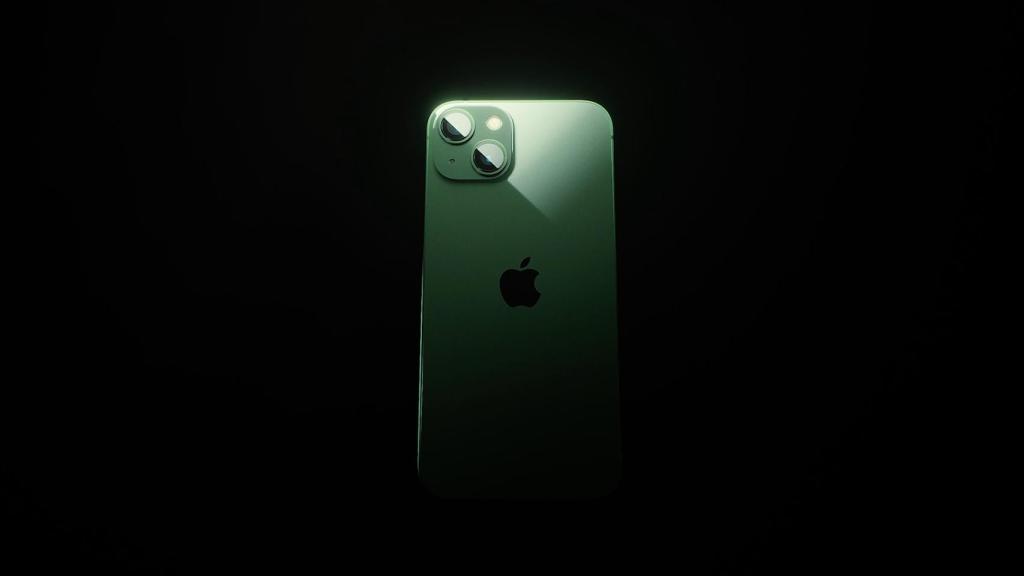 iPhone 13