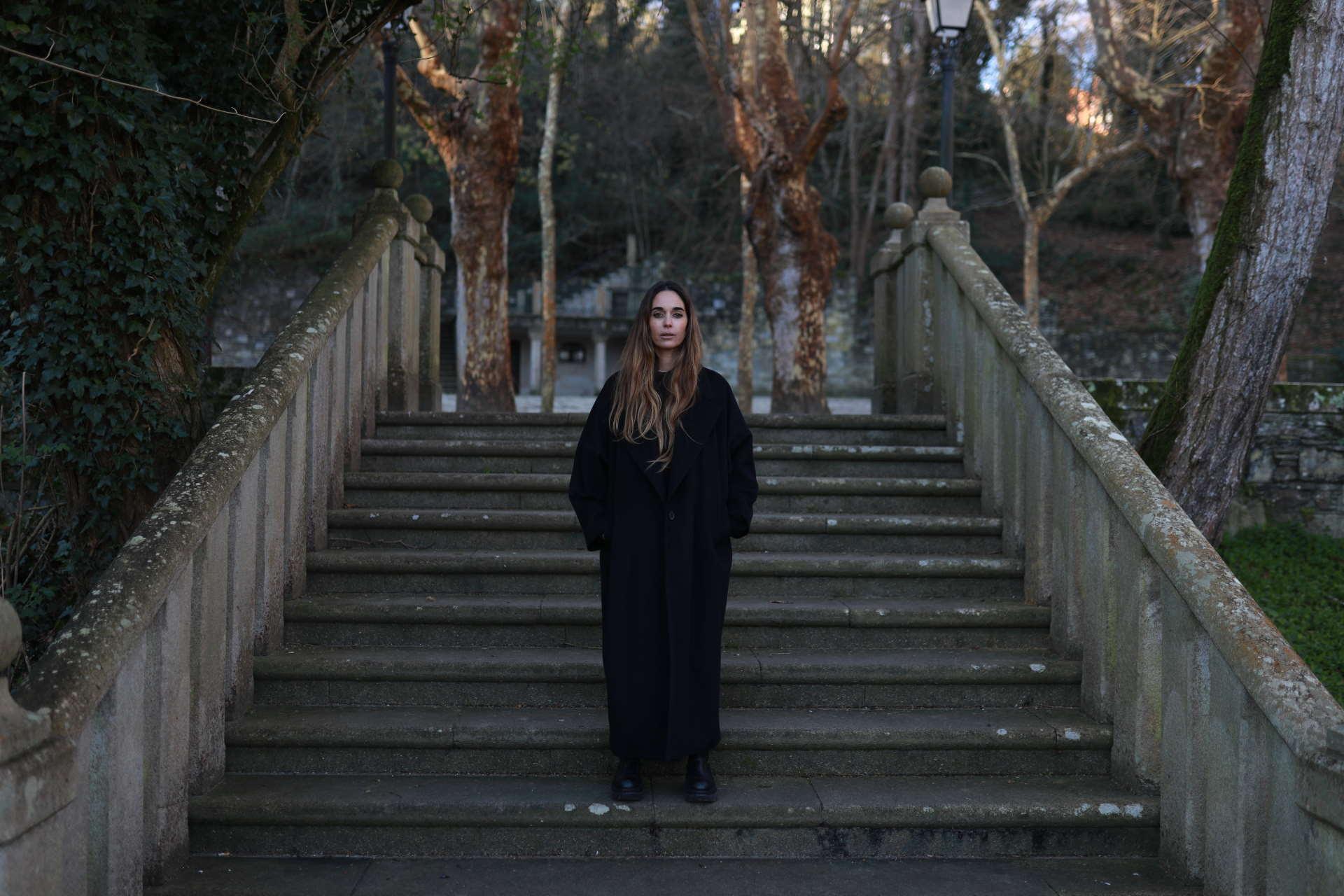 Abrigo de la firma de moda Medames