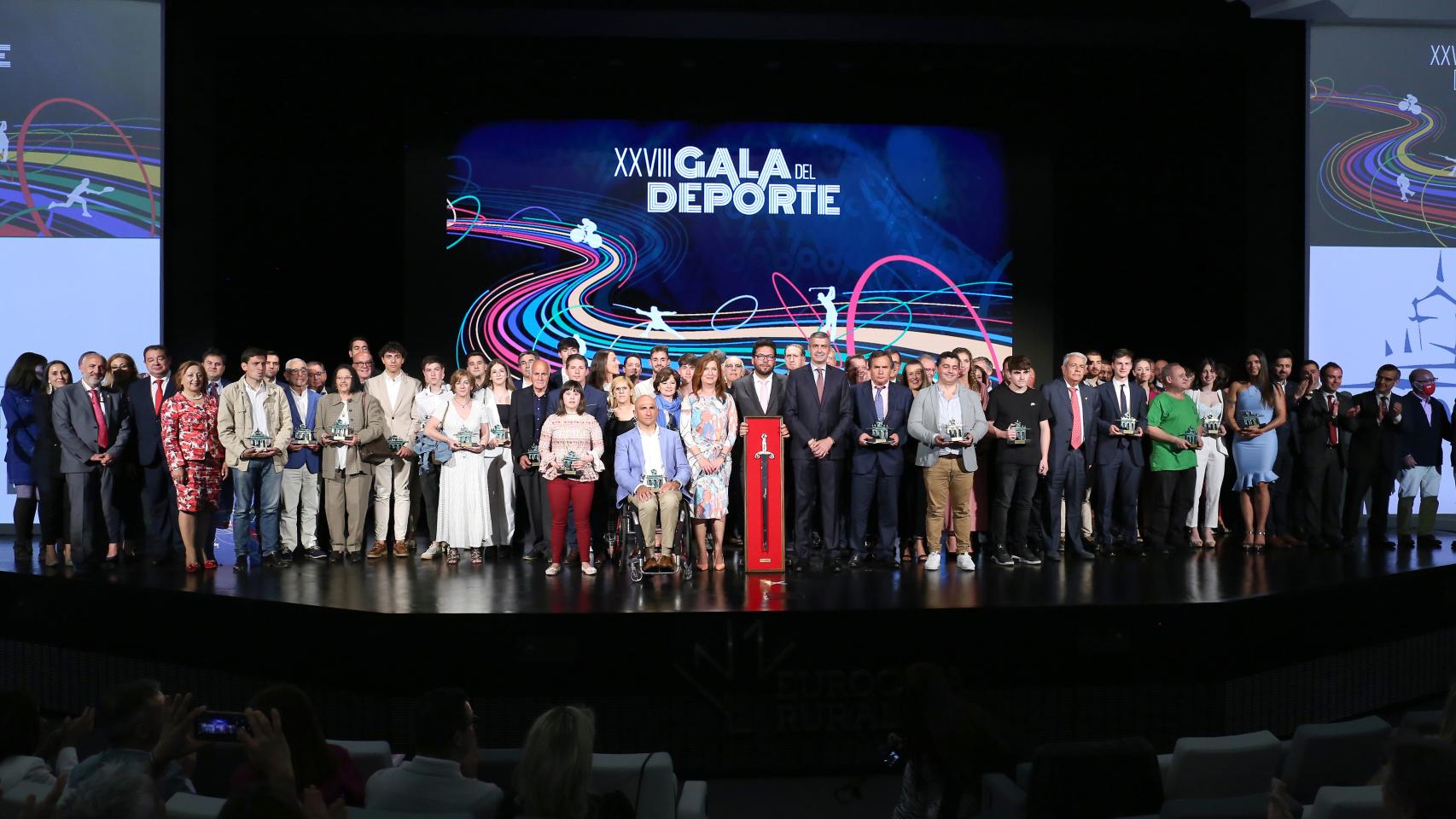 Recogida de premios en la Gala del Deporte de la Diputación de Toledo