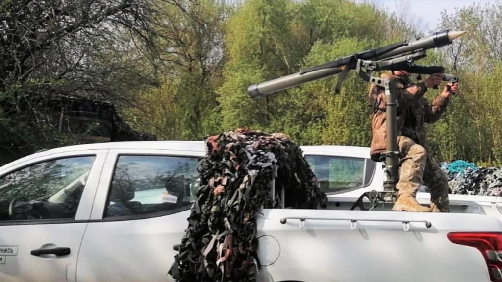 Lanzamisiles Mistral montado sobre una camioneta Fiat