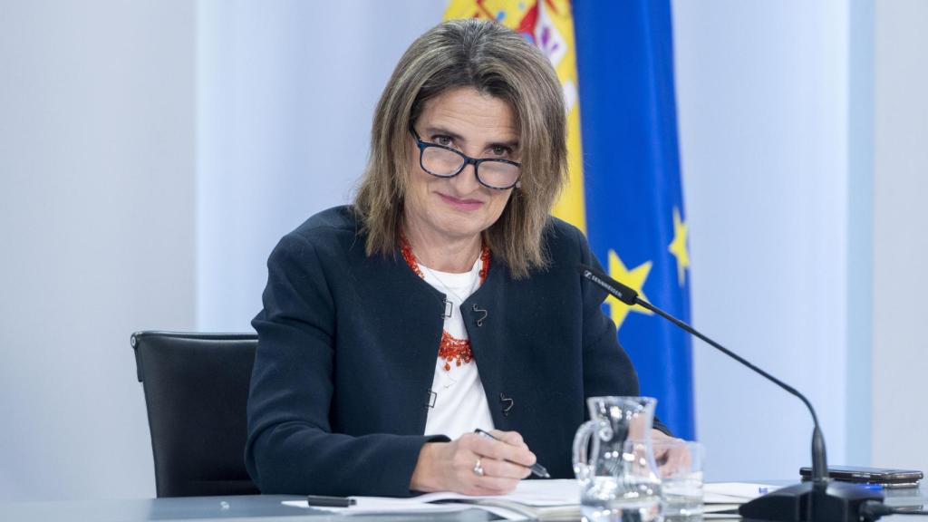 Teresa Ribera, en la rueda de prensa posterior al Consejo de Ministros extraordinario del 13 de mayo.
