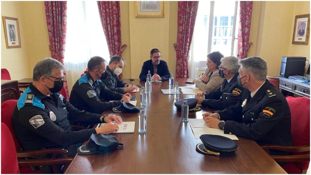 Reunión sobre seguridad ciudadana.